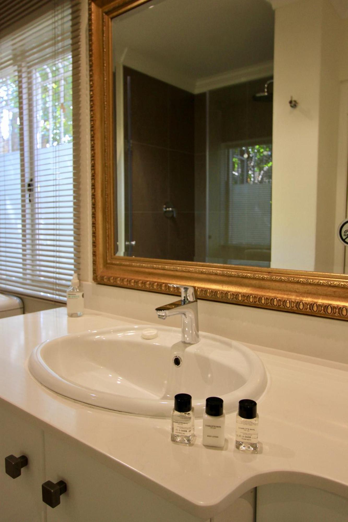 Melrose Place Boutique Hotel Johannesburg Ruang foto