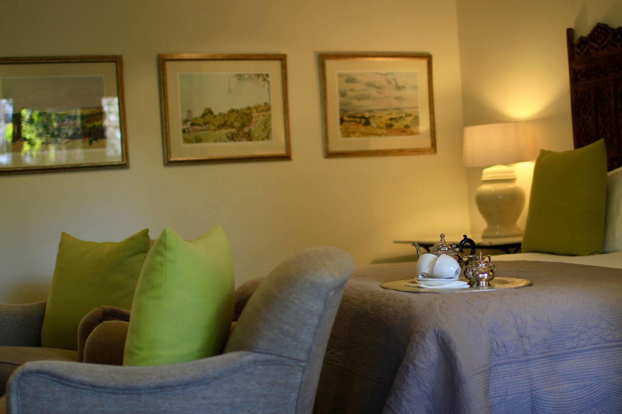 Melrose Place Boutique Hotel Johannesburg Bagian luar foto